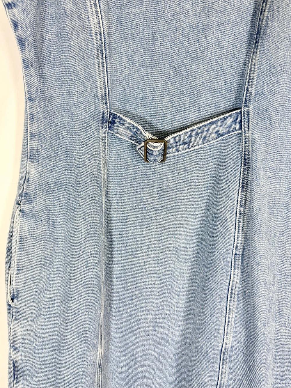 Levi's® Tuli Denim Sleeveless Mini Dress With 8 Front Button Closure Size Medium - Picture 9 of 16